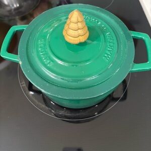Martha Stewart Green 2 Quart Dutch Oven with Gold Tree Knob